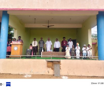 Students celebrating the 80th Independence Day